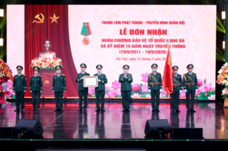 Trung tâm Phát thanh-Truyền hình Quân đội kỷ niệm 15 năm và đón nhận Huân chương Bảo vệ Tổ quốc
