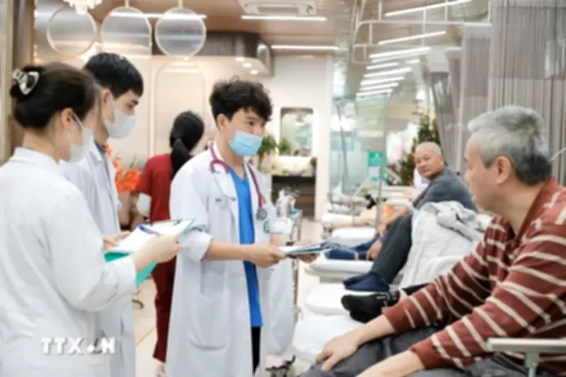 Tuyển sinh đại học 2026: Học phí khối ngành Y Dược tăng mạnh