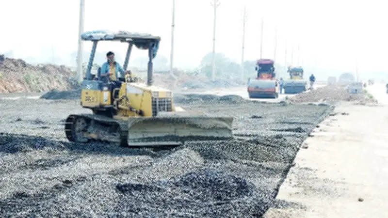 Đầu tư công 2026: Vốn kỷ lục 1,1 triệu tỷ đồng, nỗi lo giải ngân vẫn còn