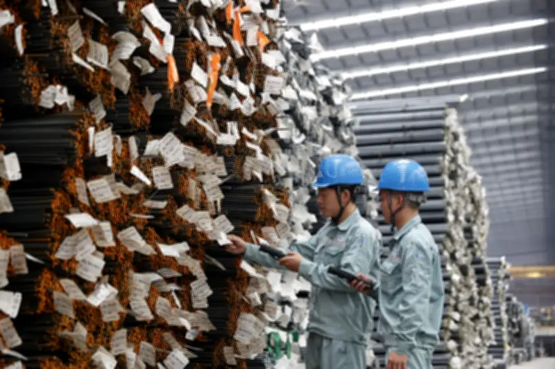 Đầu tư công mở rộng tạo lực cầu mới cho ngành vật liệu xây dựng