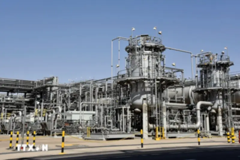 UAE rời OPEC gây sức ép lên Saudi Arabia