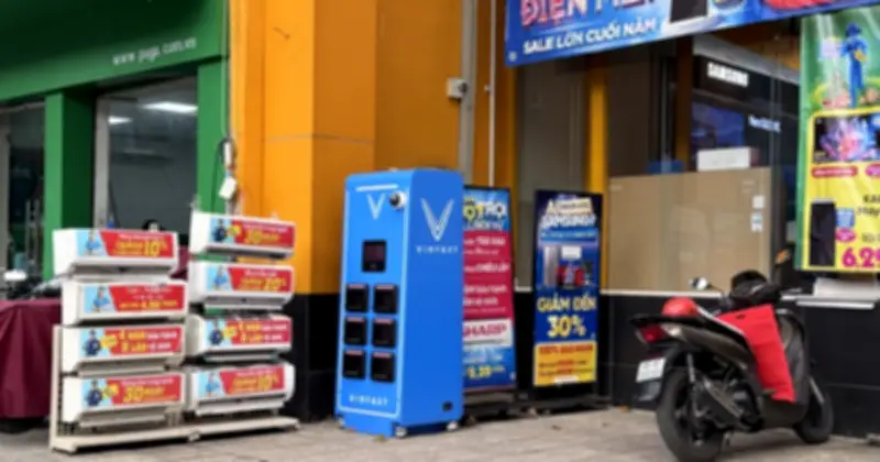 V-Green mở rộng mạng lưới đổi pin xe máy điện VinFast hợp tác MediaMart và PVOIL