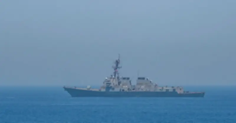 Vụ tấn công tàu hàng khiến eo biển Hormuz và vịnh Oman dậy sóng