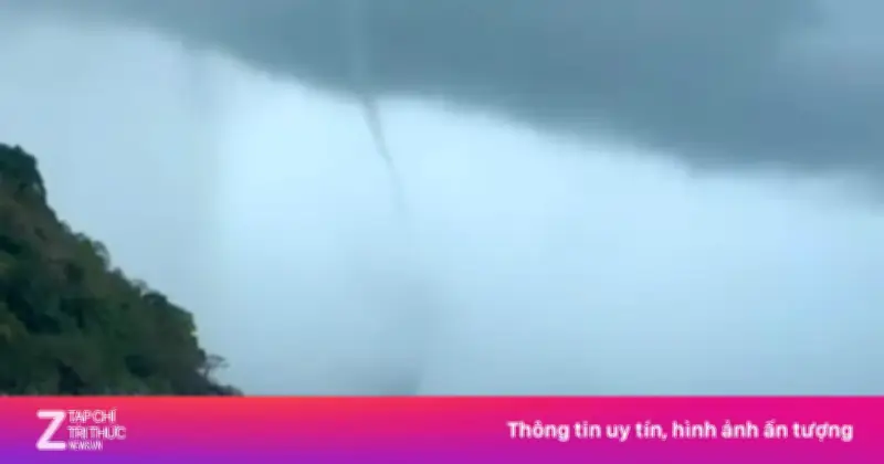 Vòi rồng xuất hiện gần đảo Hòn Khoai, Cà Mau, không gây thiệt hại