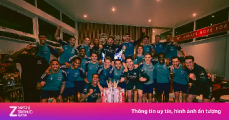 Video cầu thủ Arsenal vỡ òa cảm xúc với chức vô địch