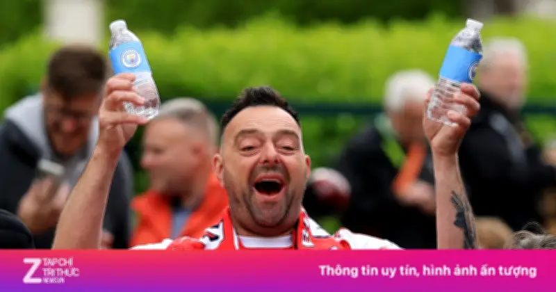 Video CĐV Arsenal sung sướng sau chức vô địch Premier League 2025/26