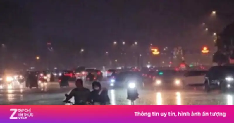 Video: Nhiều nơi tại TP.HCM xuất hiện mưa lớn trên diện rộng