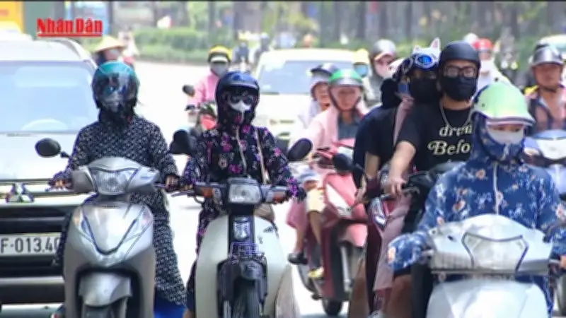 Video nắng nóng kéo dài: Người dân cần chủ động phòng tránh say nắng, sốc nhiệt