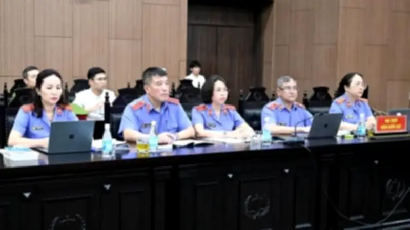 Viện Kiểm sát đề nghị phạt cựu Bộ trưởng Y tế Nguyễn Thị Kim Tiến 5-6 năm tù