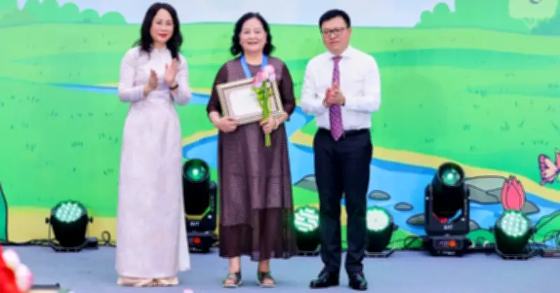 Vinh danh thành tựu trọn đời của NSND Ngô Mạnh Lân