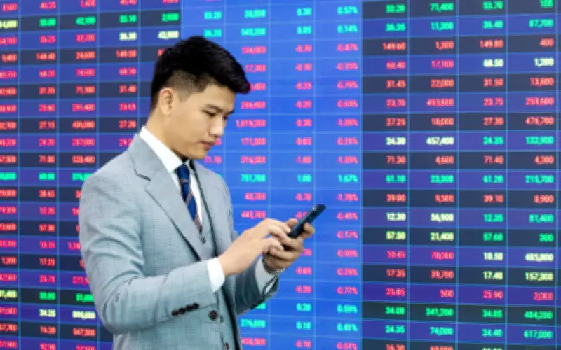 VN-Index kiểm định vùng 1.920 điểm, nhà đầu tư thận trọng