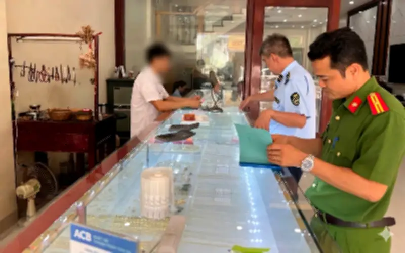 Xử phạt nhiều doanh nghiệp kinh doanh vàng bạc không rõ nguồn gốc