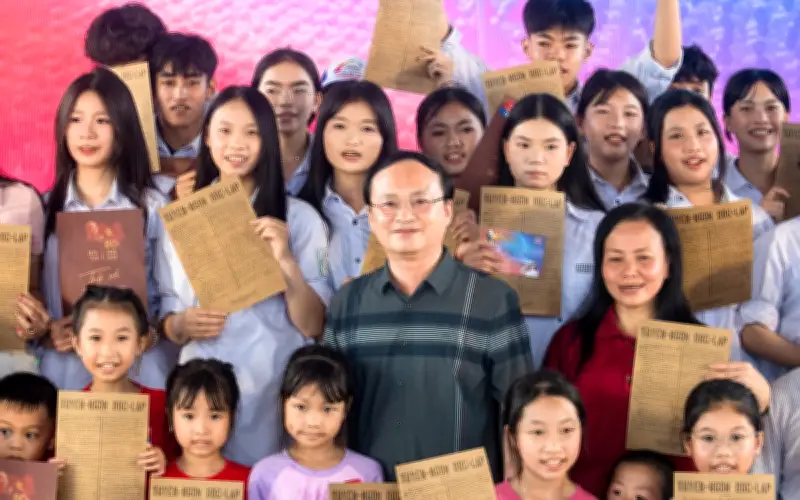 Xúc động trải nghiệm xuyên không về thời khắc Bác Hồ đọc Tuyên ngôn Độc lập