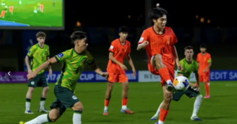 Xác định 2 đội bóng vào chung kết U17 châu Á 2026