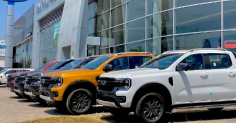 Xe bán tải không bị thay đổi phân loại đột ngột, Bộ Xây dựng khẳng định