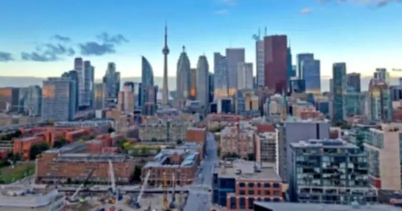 Xu hướng di cư kỷ lục: Người Canada rời bỏ quê hương