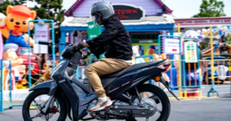 Yamaha Finn 2026 ra mắt: Nâng cấp đáng giá, đủ sức cạnh tranh Honda Wave?
