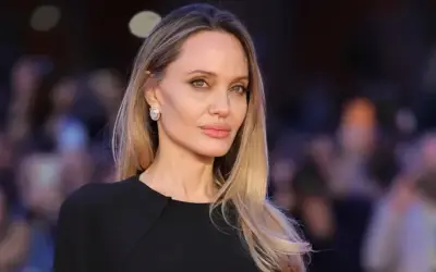 Angelina Jolie thắng Brad Pitt trong vụ kiện bảo mật tài liệu