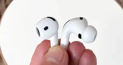 Apple giải thích hiện tượng giật điện trên AirPods và cách khắc phục