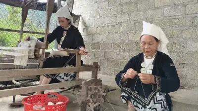 Bản Cám Thượng: Giữ lửa nghề dệt thổ cẩm truyền thống của người Dao