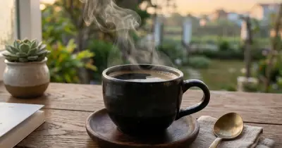 Chuyên gia giải thích uống cà phê mỗi sáng ảnh hưởng thế nào đến thận