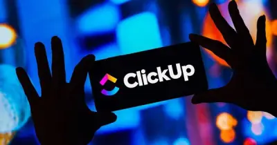 ClickUp cắt giảm 22% nhân sự, chuyển sang AI, hứa lương triệu USD cho người ở lại