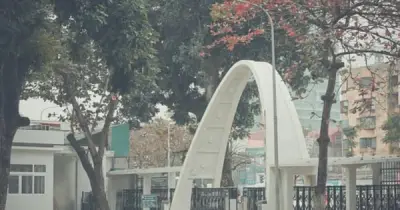 Cổng Parabol Đại học Bách khoa Hà Nội: Biểu tượng kiến trúc và ký ức sinh viên