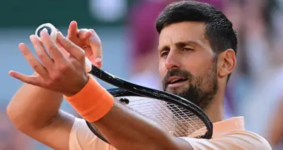 Djokovic vượt Federer với kỷ lục 120 trận tại Roland Garros