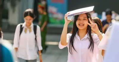 Hơn 123.000 thí sinh thi toán vào lớp 10 tại Hà Nội, vắng 409 em