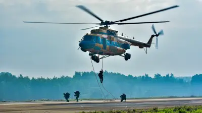 Huấn luyện nhảy dù quân sự: Nâng cao năng lực chiến đấu cho lực lượng đặc nhiệm