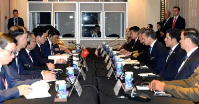 Đại tướng Phan Văn Giang hội đàm với Bộ trưởng Quốc phòng Mỹ, Singapore, Úc, Ý