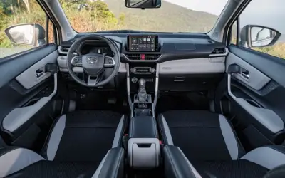 MPV từ 480 triệu đồng: Tiện ích rẻ ngang sedan hạng B, phù hợp gia đình du lịch