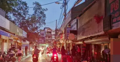Mất điện giữa đêm nóng, đình điểm vợ chồng ở Hà Nội đưa con đi ngủ nhờ