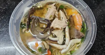 Nguy cơ tiềm ẩn từ thói quen ăn đồ hâm lại trong thời tiết nóng