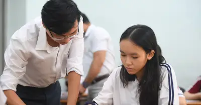 Nhiều thí sinh thi lớp 10 TPHCM năm 2026 sẽ được viết bài hộ