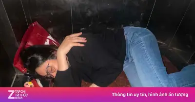 Nhóm bạn trẻ mắc kẹt trong thang máy giữa đêm vì mất điện