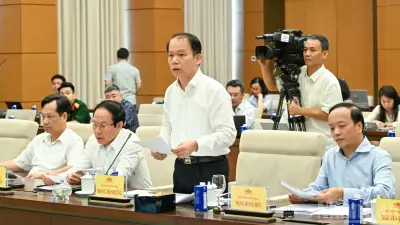 Quốc hội thảo luận sửa đổi Pháp lệnh Hợp nhất văn bản quy phạm pháp luật