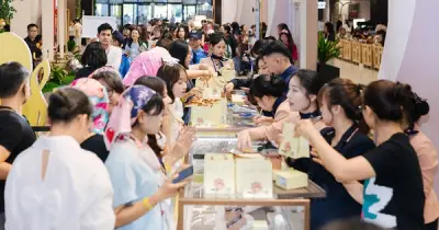 Sức nóng BST Sun Song - Mùa Hè Hải Ly cùng Tăng Phúc tại Hà Nội và TP.HCM