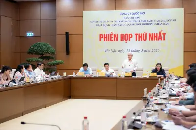 Tăng cường vai trò lãnh đạo của Đảng với hoạt động giám sát của Quốc hội, HĐND
