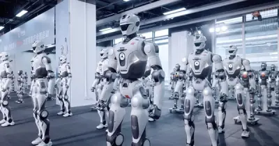 Trung Quốc tăng tốc cuộc đua robot, ENGINEAI sản xuất một robot hình người mỗi 15 phút