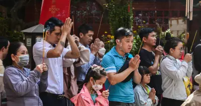 Văn khấn Rằm tháng 4 năm 2026 được nhiều người tin dùng