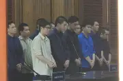 16 nhân viên công ty luật bị xét xử vì cưỡng đoạt tài sản