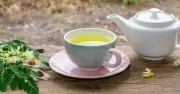 4 loại lá trong vườn pha trà giúp giảm huyết áp, đường huyết
