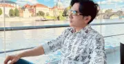 Đan Trường mở quán cà phê tại TP.HCM, khách xếp hàng không có chỗ đứng