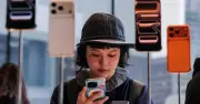 Apple có thể trì hoãn iPhone 18 vì iPhone 17 bán chạy vượt mong đợi