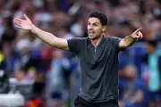 Arsenal thua PSG ở chung kết, HLV Arteta chỉ trích trọng tài