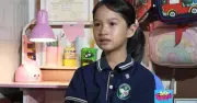 Bé Nhím 9 tuổi khiến cộng đồng mạng xúc động vì tình yêu thương anh trai bại não