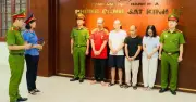 Bóc gỡ đường dây buôn lậu xe điện 3 bánh từ Trung Quốc, bắt 4 đối tượng