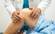 Bác sĩ 40 năm kinh nghiệm bị kỷ luật vì không chuyển bệnh nhân tiểu đường kịp thời