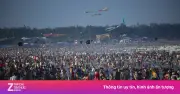 Bãi biển Vũng Tàu đông nghịt người trong kỳ nghỉ lễ 30/4-1/5